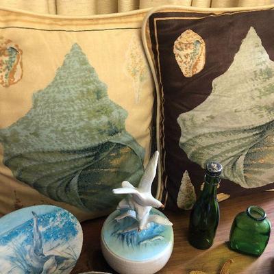 F54: Shell Pillows, Shell lamp, and More