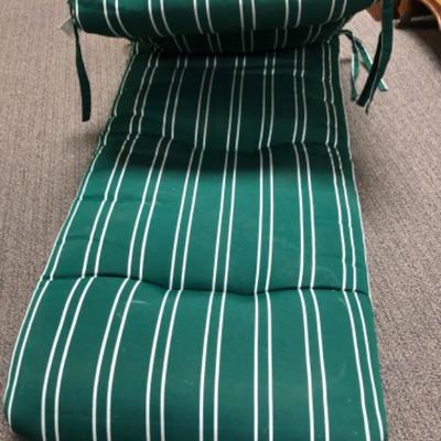 Lounge chair pad green with white stripes