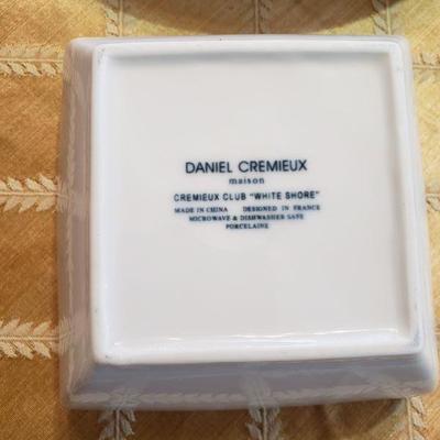 2-3 Daniel Cremieux Dish Set