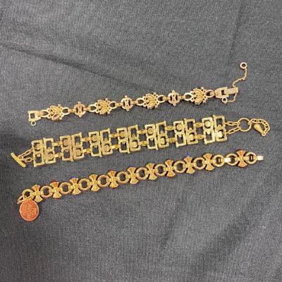 1.84. Seventeen Gold-Tone Bracelets