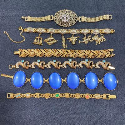 1.84. Seventeen Gold-Tone Bracelets