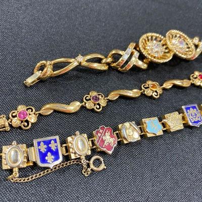 1.84. Seventeen Gold-Tone Bracelets