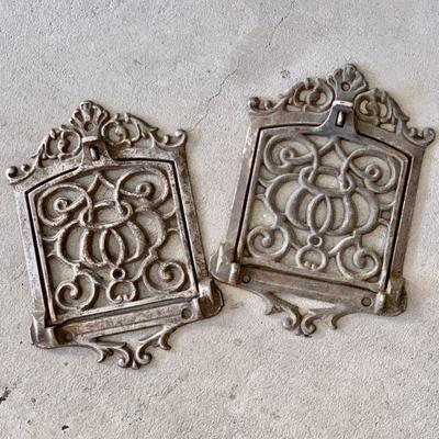 #280   ANTIQUE IRON DOOR MAIL BOX GRATES 
