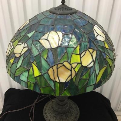 Vintage Tiffany Style Floral Stained Glass Lamp