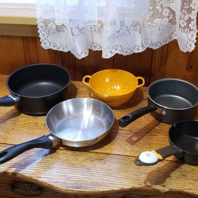 2-11:  Cooking Pot and Strainer  Lot