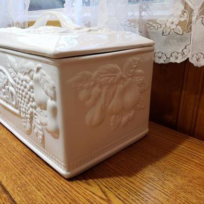 2-12: Vintage Porcelain Bread Box