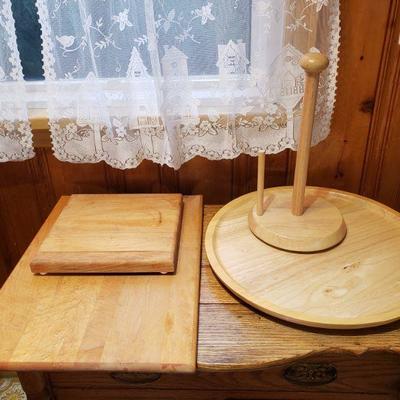 2-54: Wood Cutting Boards, Paper Towel Holder & Lazy Susan