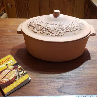 2-78: Ceramic Cooker