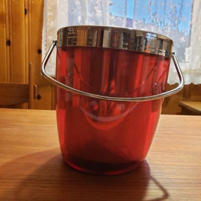 2-79: Casamoda Ice Bucket 