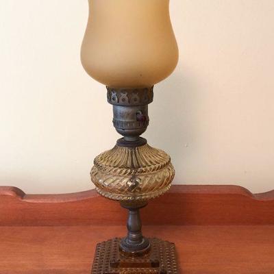 B12: Amber Glass Lamp