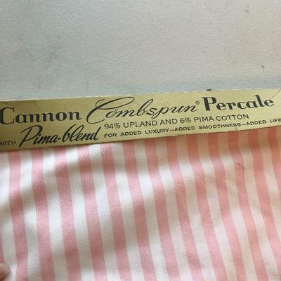 B25: Vintage Striped Sheets