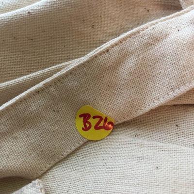 B26: Vintage Apron Lot