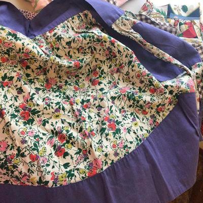 B26: Vintage Apron Lot
