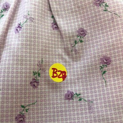 B27: Vintage Dainty Lavender Aprons
