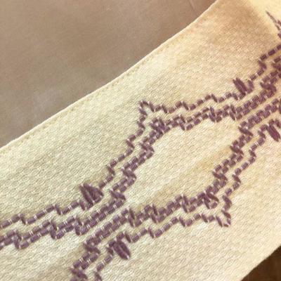 B27: Vintage Dainty Lavender Aprons