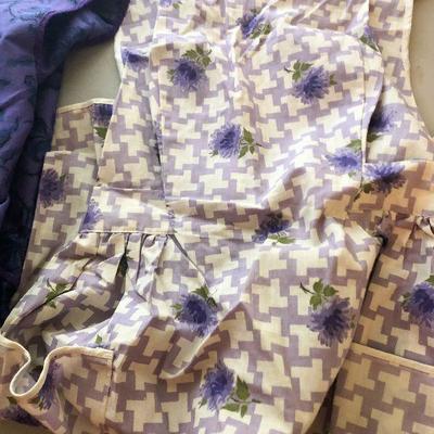 B28: Vintage/Retro Smocks