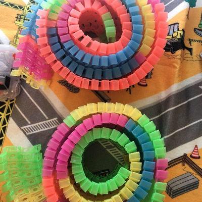 B33: Toy cars, Trucks, Tracks and More