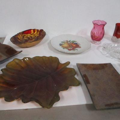 Lot 126 - Decorative Glassware & Dishes