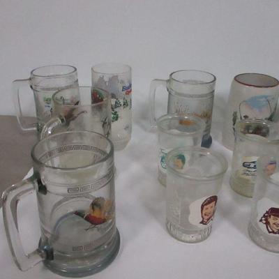Lot 127 - Collectible Glasses - Birds - Racing - Automobile