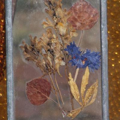 Lot 2-164: Vintage Framed Stained Glass Flower Study {8