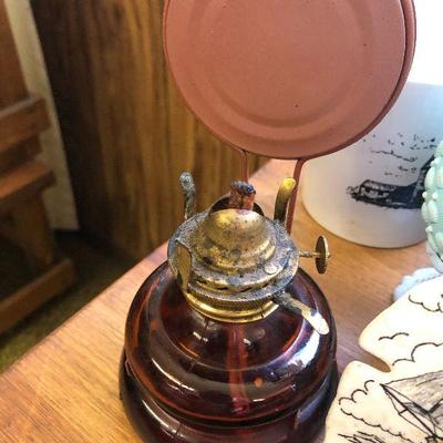 F58: Garden Patio Decor and Small Plant Table