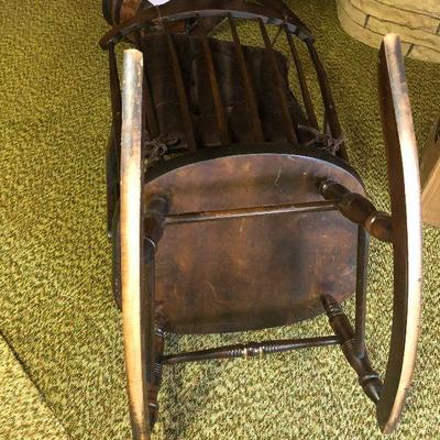 F64: Vintage Dark Wood Rocking Chair