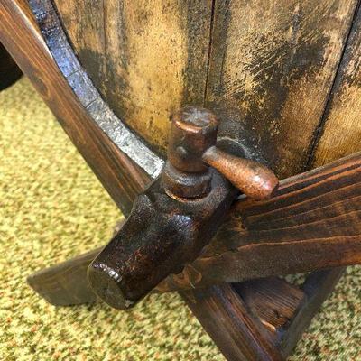 F70: Large Wood Whiskey Wood Barrel with Tap & Stand