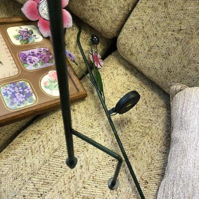 F78:  Metal Flowers Yard Art