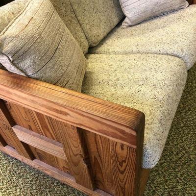F79: This End Up Retro Love Seat Couch