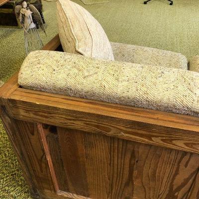 F79: This End Up Retro Love Seat Couch