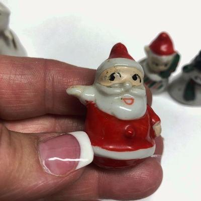 C28: Vintage Tiny Japan Figurines. 