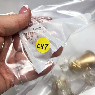 C47: Glass Angel Ornaments