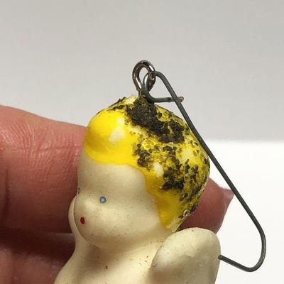 C48: Antique Angel Ornament