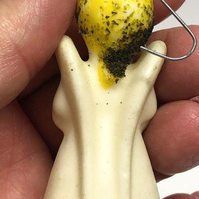 C48: Antique Angel Ornament