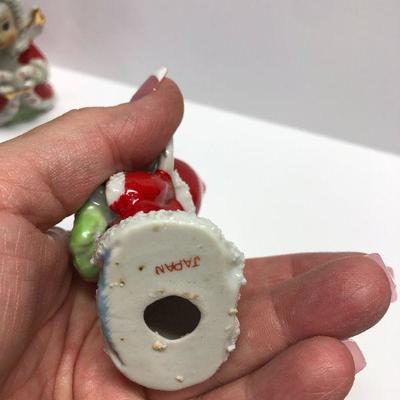 C36: Vintage Angels with Wreaths Made in Japan