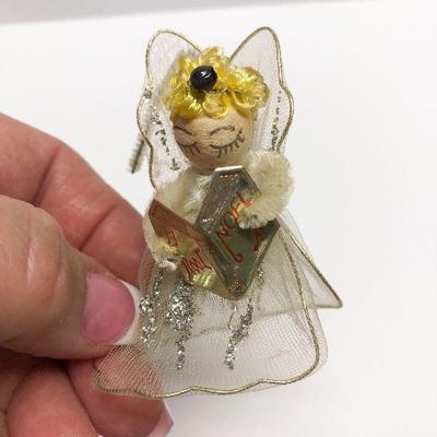 C39: Vintage Angel Ornaments Unique