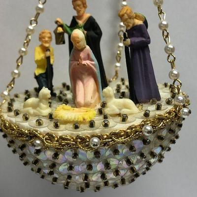 C44: Vintage Hanging Ornaments Santa and More