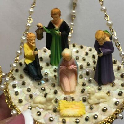 C44: Vintage Hanging Ornaments Santa and More