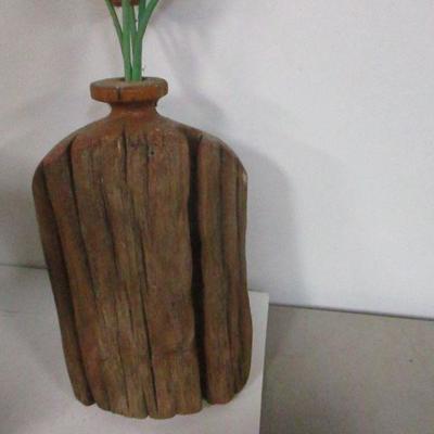 Lot 172 - Vase - Pitchers