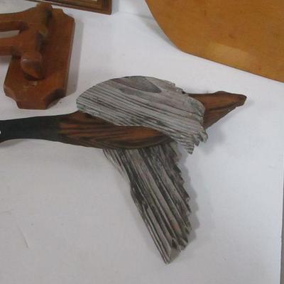 Lot 183 - Duck & Geese Decor 
