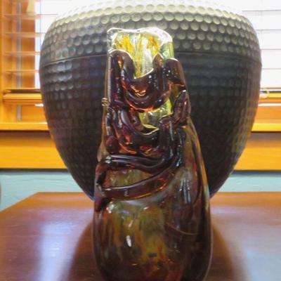 IL1    ART GLASS BRUTALIST VASE SIGNED 