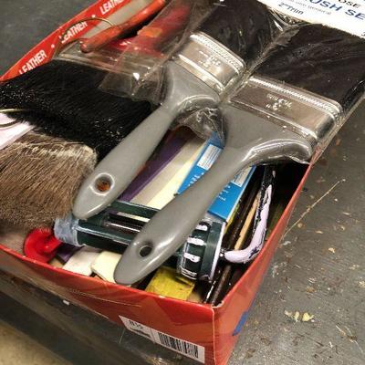 W22: Box of Paint Supplies - Brushes and More