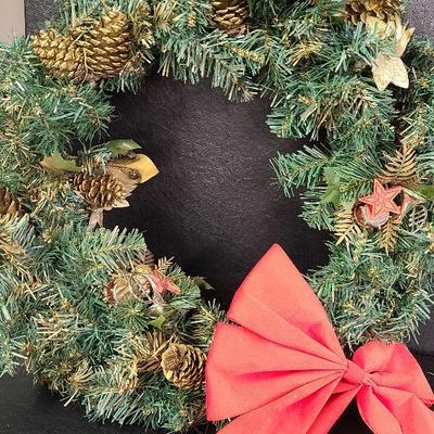 C13: Holiday Wreaths and Tinsel Garland