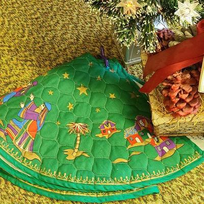 C14: Fiber Optic Christmas Tree, Firestarter Pine Cones and more