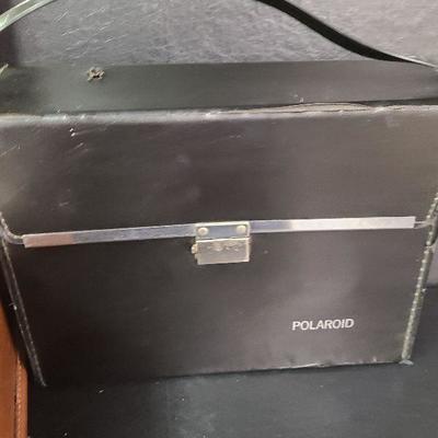 C15: Vintage Travel Make-Up Case and More