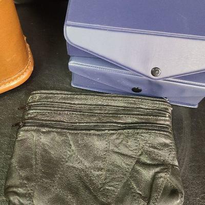 C15: Vintage Travel Make-Up Case and More