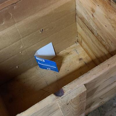 C16: Wood Shipping Crate/Storage