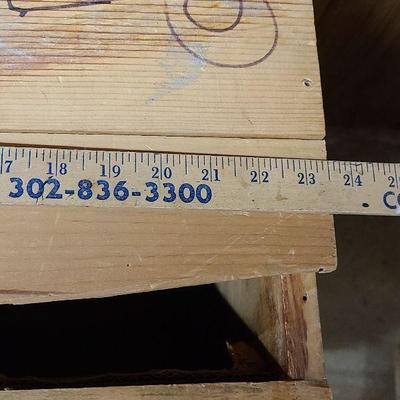 C16: Wood Shipping Crate/Storage