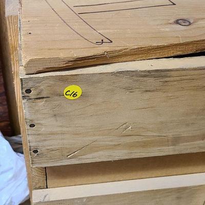 C16: Wood Shipping Crate/Storage