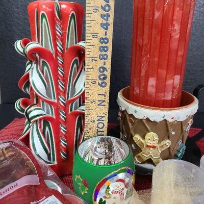 C19: Holiday Candle Lot
